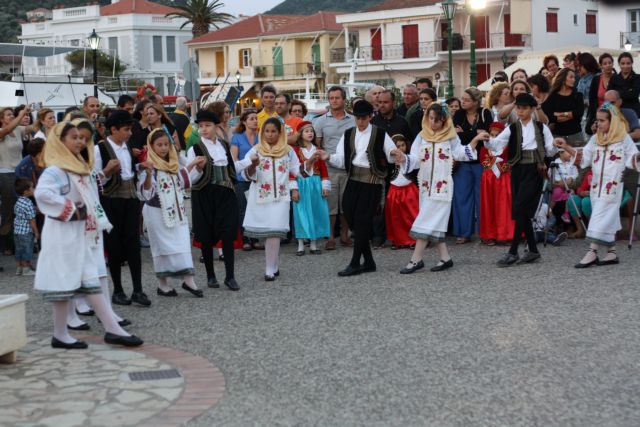 Παραδοσιακό γλέντι στην έναρξη του πολιτιστικού τετραήμερου στην Ιθάκη